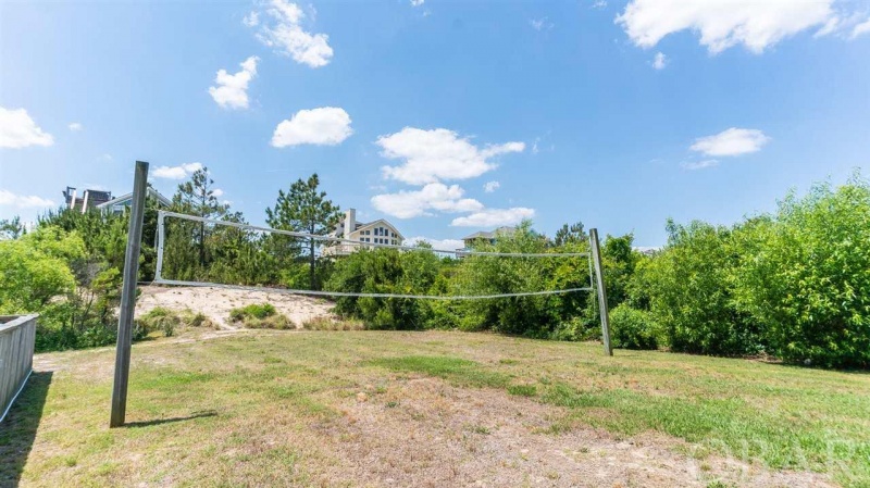 Corolla, North Carolina 27927, 6 Bedrooms Bedrooms, ,4 BathroomsBathrooms,Single family - detached,For sale,Whalehead Drive,110930