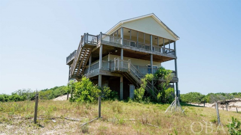 Corolla, North Carolina 27927, 4 Bedrooms Bedrooms, ,3 BathroomsBathrooms,Single family - detached,For sale,Midland Drive,110308