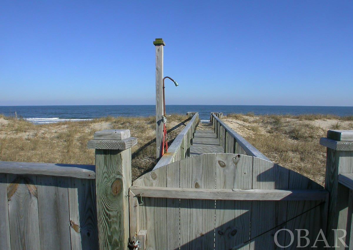 Corolla, North Carolina 27927, 9 Bedrooms Bedrooms, ,9 BathroomsBathrooms,Single family - detached,For sale,Sandfiddler Road,105586