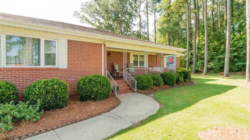 Camden, North Carolina 27921-6945, 3 Bedrooms Bedrooms, ,2 BathroomsBathrooms,Single family - detached,For sale,Seymour Drive,110897