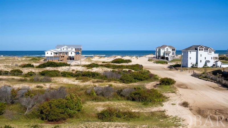 Corolla, North Carolina 27927, 6 Bedrooms Bedrooms, ,7 BathroomsBathrooms,Single family - detached,For sale,Sandpiper Road,110954