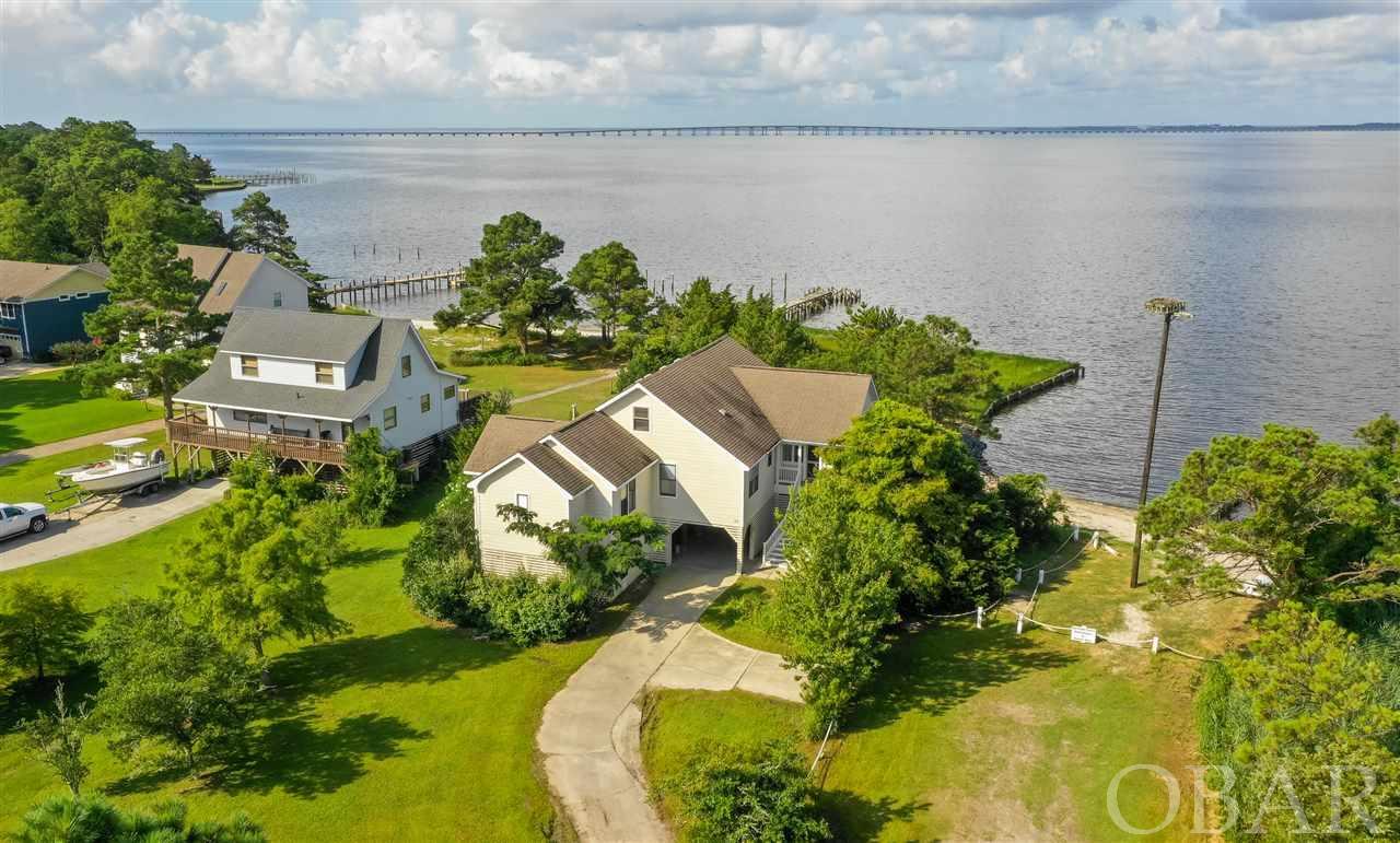 Manteo, North Carolina 27954, 4 Bedrooms Bedrooms, ,3 BathroomsBathrooms,Single family - detached,For sale,Musket Lane,110159