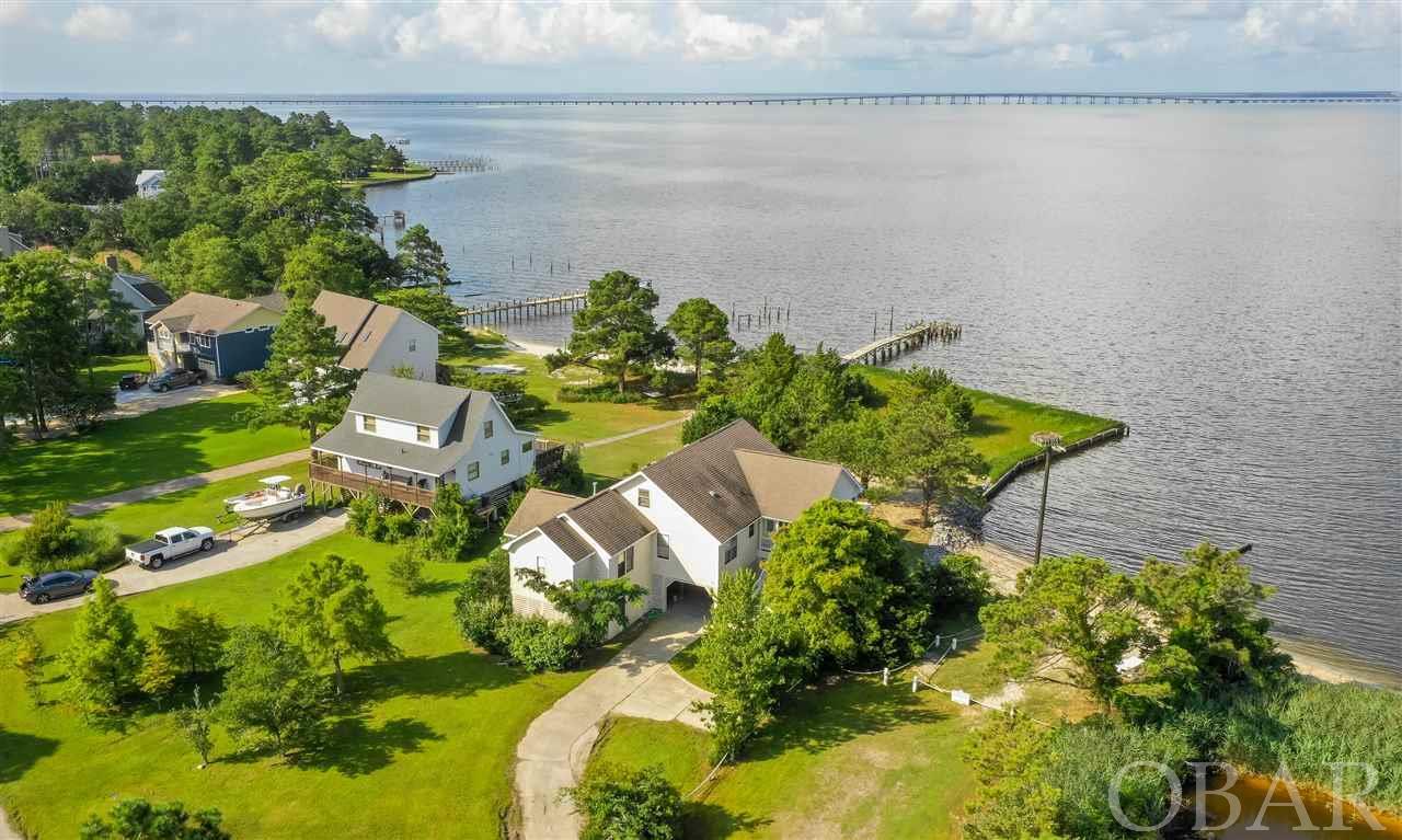 Manteo, North Carolina 27954, 4 Bedrooms Bedrooms, ,3 BathroomsBathrooms,Single family - detached,For sale,Musket Lane,110159