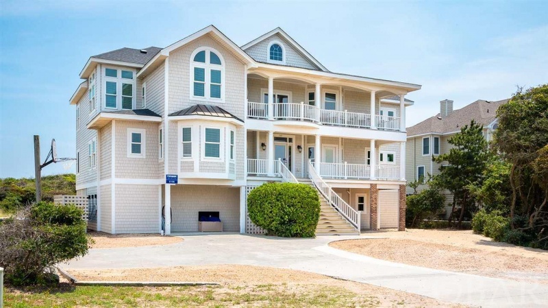 Corolla, North Carolina 27927, 10 Bedrooms Bedrooms, ,10 BathroomsBathrooms,Single family - detached,For sale,Longfellow Cove,109770