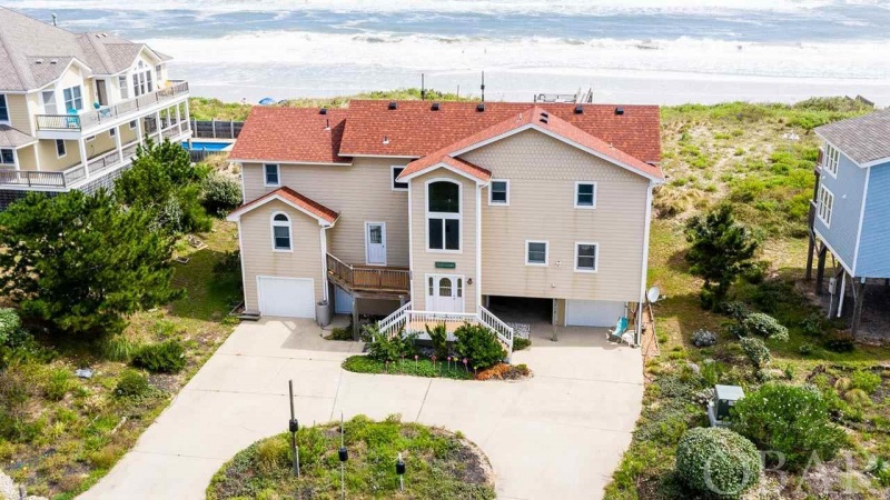 Corolla, North Carolina 27927, 6 Bedrooms Bedrooms, ,5 BathroomsBathrooms,Single family - detached,For sale,Atlantic Avenue,112233