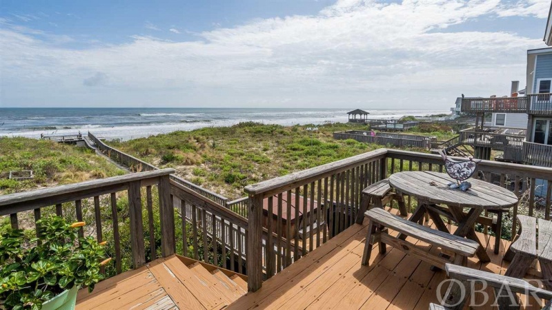 Corolla, North Carolina 27927, 6 Bedrooms Bedrooms, ,5 BathroomsBathrooms,Single family - detached,For sale,Atlantic Avenue,112233