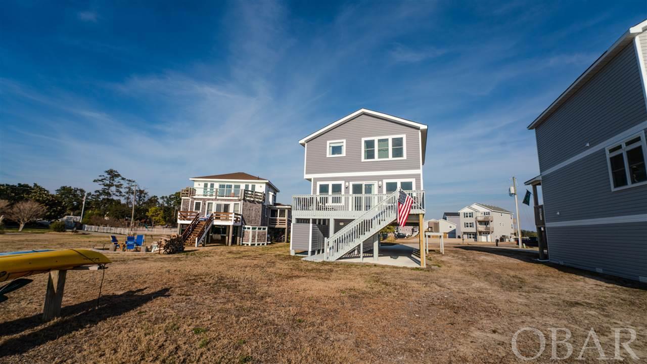 Kill Devil Hills, North Carolina 27948, 3 Bedrooms Bedrooms, ,2 BathroomsBathrooms,Single family - detached,For sale,King Edward Court,113320