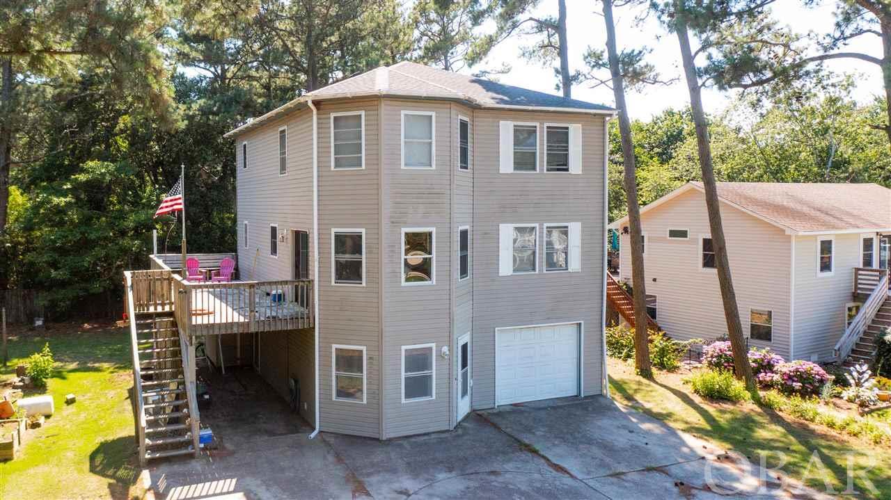 Kill Devil Hills, North Carolina 27948, 4 Bedrooms Bedrooms, ,3 BathroomsBathrooms,Single family - detached,For sale,Monument Lane,114900