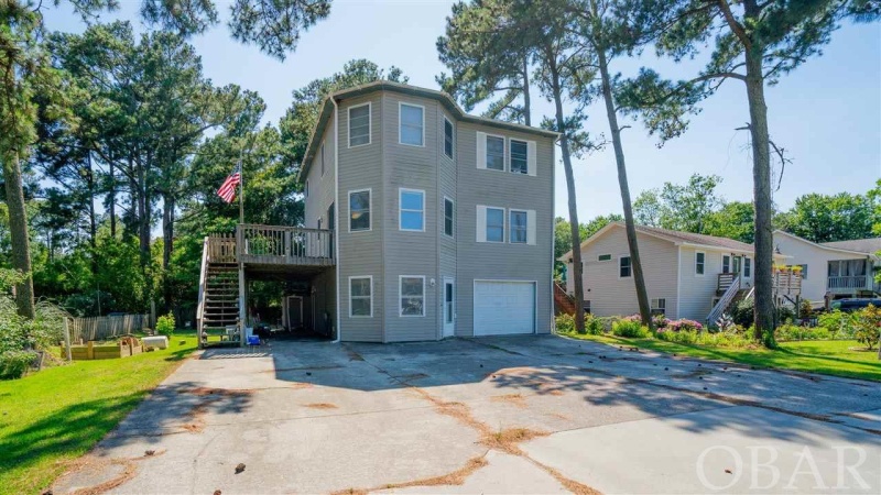 Kill Devil Hills, North Carolina 27948, 4 Bedrooms Bedrooms, ,3 BathroomsBathrooms,Single family - detached,For sale,Monument Lane,114900