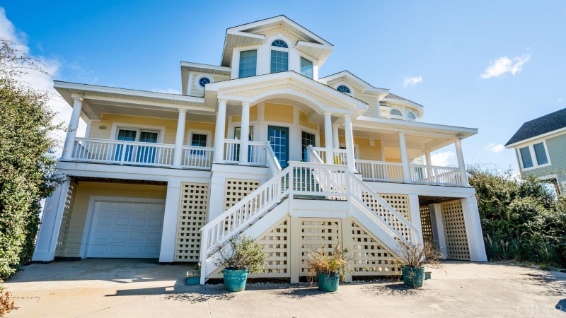 Corolla, North Carolina 27927, 4 Bedrooms Bedrooms, ,3 BathroomsBathrooms,Single family - detached,For sale,Sandfiddler Road,116624