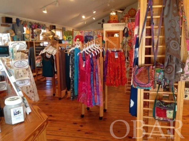 Ocracoke, North Carolina 27960, ,Retail,For sale,Irvin Garrish Highway,117158