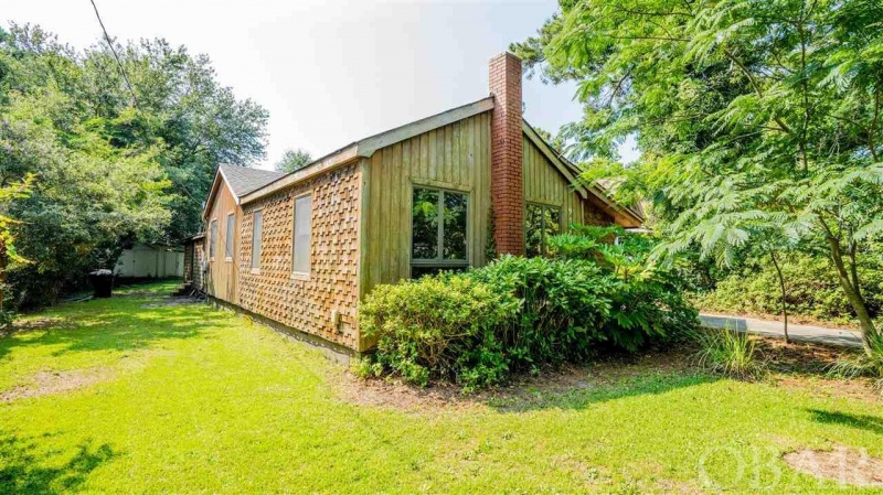 Manteo, North Carolina 27954, 2 Bedrooms Bedrooms, ,2 BathroomsBathrooms,Single family - detached,For sale,Burnside Road,115682