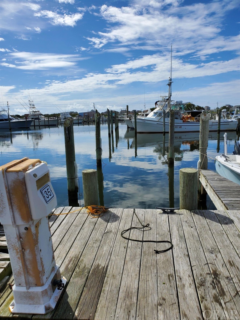 Hatteras, North Carolina 27943, ,Boat slip,For sale,Docks,118301