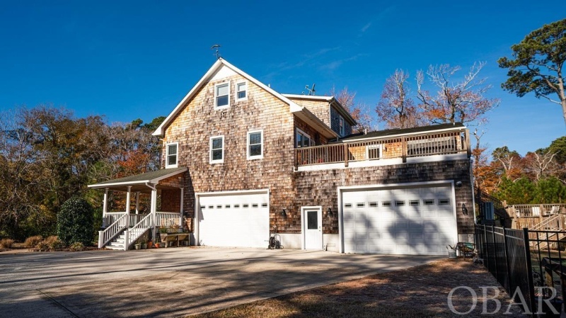 Kitty Hawk, North Carolina 27949, 4 Bedrooms Bedrooms, ,4 BathroomsBathrooms,Single family - detached,For sale,The Woods Road,117100