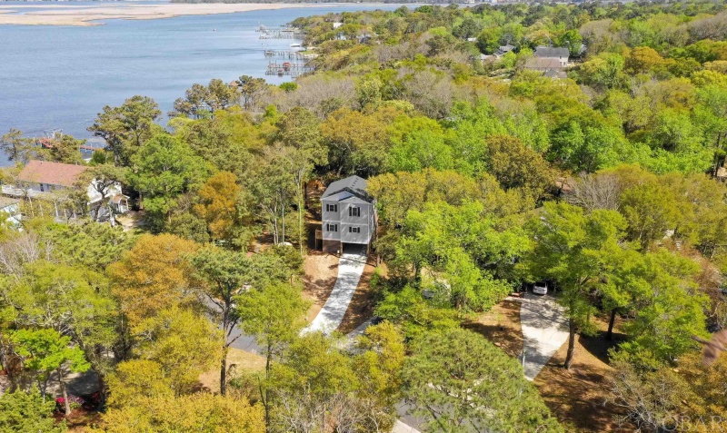 Kill Devil Hills, North Carolina 27948, 3 Bedrooms Bedrooms, ,2 BathroomsBathrooms,Single family - detached,For sale,Sir Walter Raleigh Drive,118492