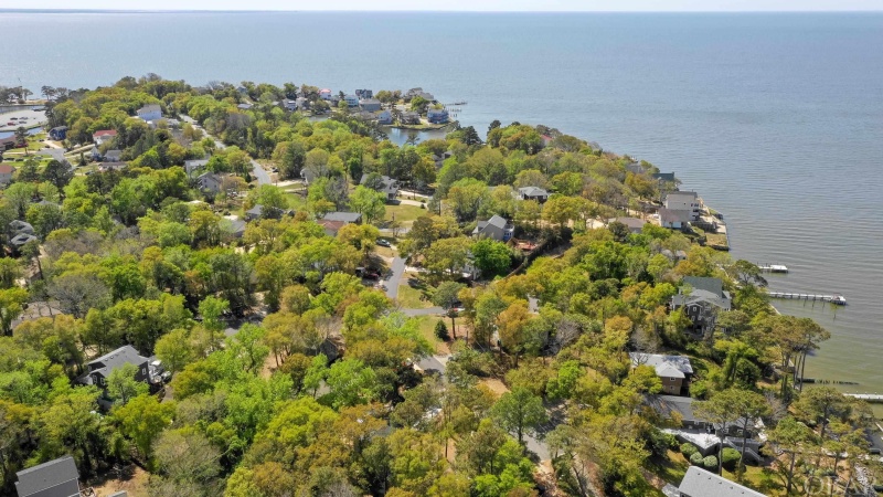 Kill Devil Hills, North Carolina 27948, 3 Bedrooms Bedrooms, ,2 BathroomsBathrooms,Single family - detached,For sale,Sir Walter Raleigh Drive,118492