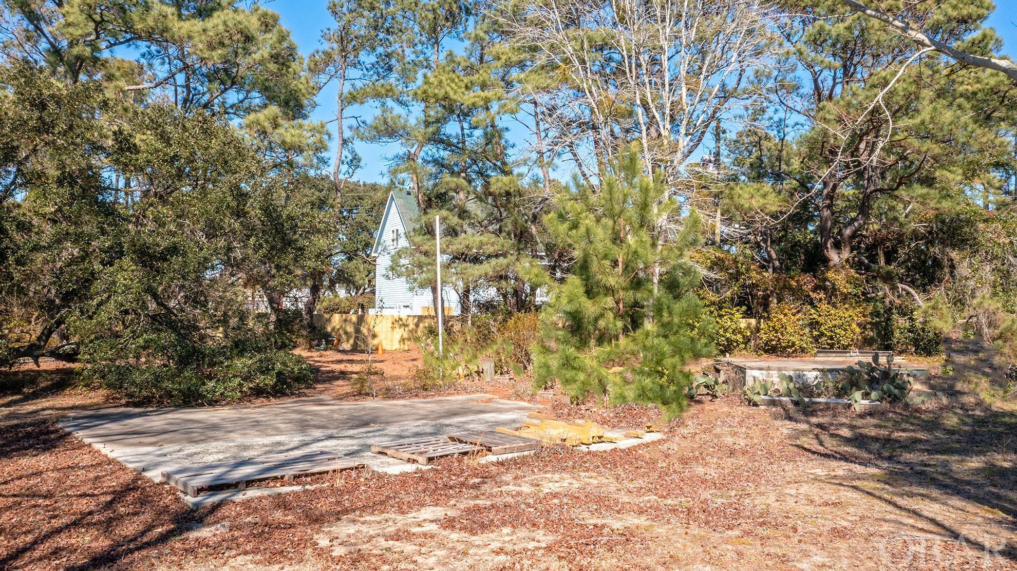 Kill Devil Hills, North Carolina 27948-7985, ,Industrial,For sale,Swan Street,117709