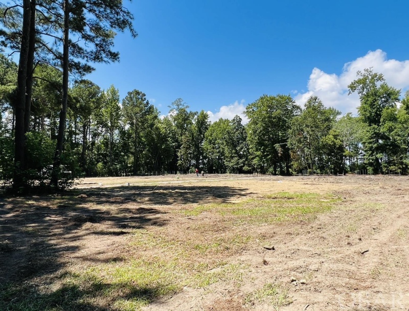 Currituck, North Carolina 27929, 4 Bedrooms Bedrooms, ,2 BathroomsBathrooms,Single family - detached,For sale,Caratoke Highway,119565