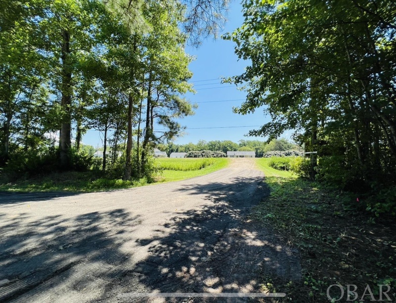 Currituck, North Carolina 27929, 4 Bedrooms Bedrooms, ,2 BathroomsBathrooms,Single family - detached,For sale,Caratoke Highway,119565