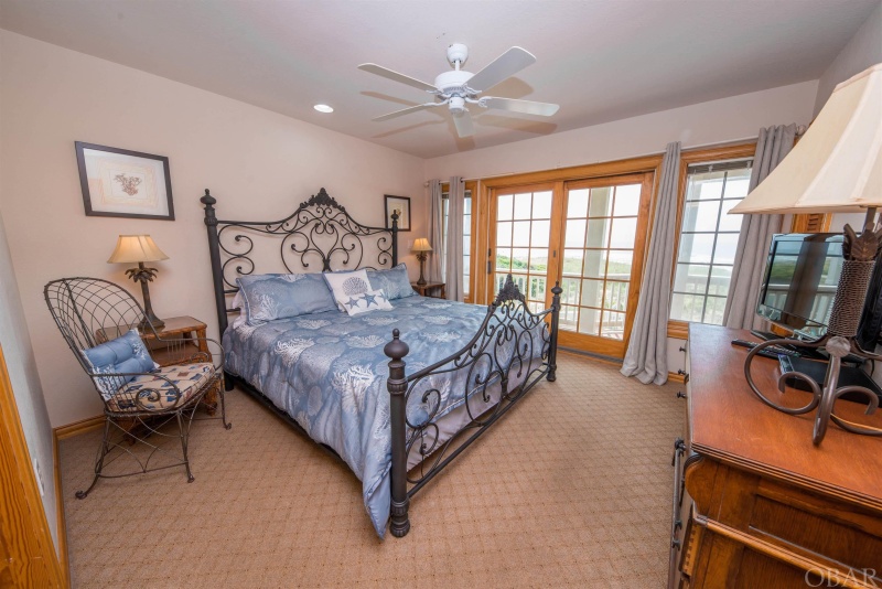 Hatteras, North Carolina 27943, 7 Bedrooms Bedrooms, ,7 BathroomsBathrooms,Single family - detached,For sale,South Beach Court,119998