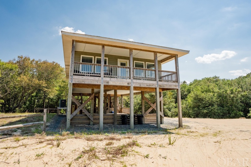 Corolla, North Carolina 27927, 2 Bedrooms Bedrooms, ,2 BathroomsBathrooms,Single family - detached,For sale,Swordfish Crescent,119157