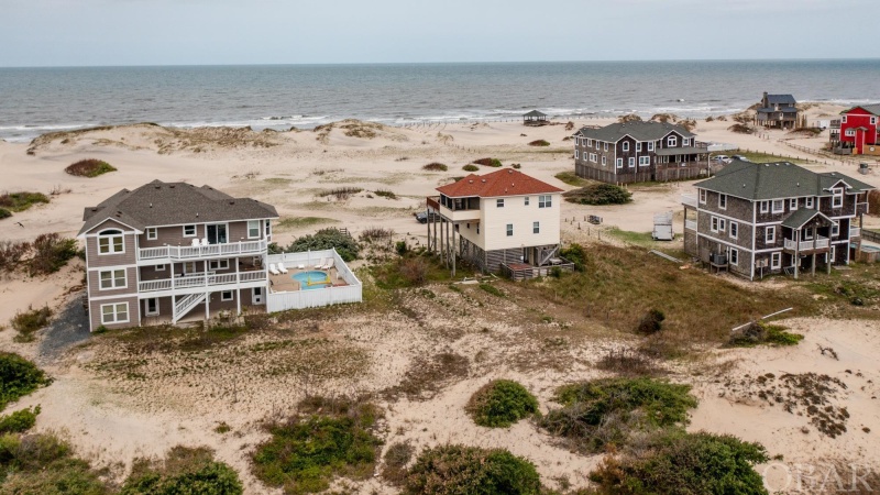 Corolla, North Carolina 27927, 3 Bedrooms Bedrooms, ,2 BathroomsBathrooms,Single family - detached,For sale,Sandpiper Road,119013