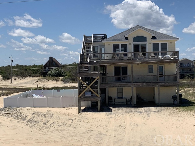 Corolla, North Carolina 27927, 5 Bedrooms Bedrooms, ,4 BathroomsBathrooms,Single family - detached,For sale,Sandpiper Road,119214