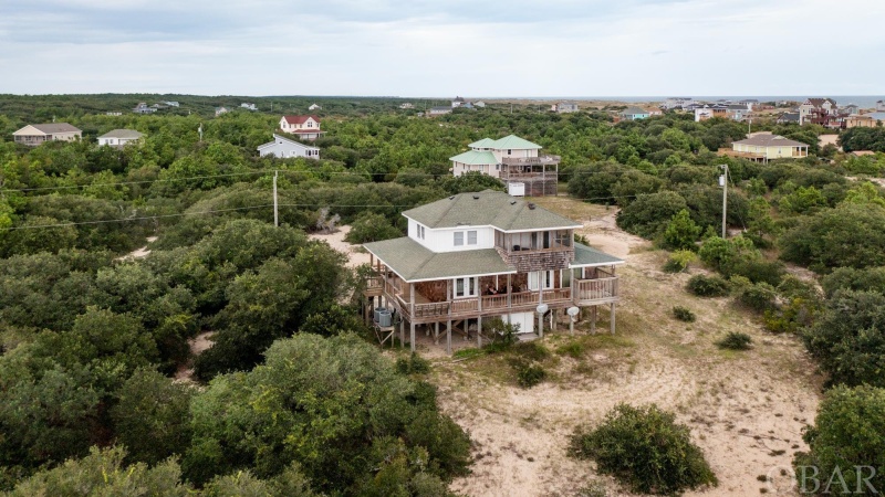 Corolla, North Carolina 27927, 4 Bedrooms Bedrooms, ,3 BathroomsBathrooms,Single family - detached,For sale,Robin Lane,120111