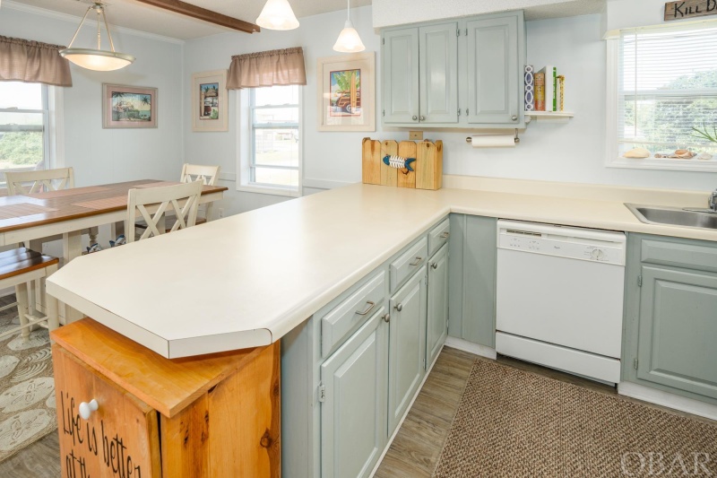 Kill Devil Hills, North Carolina 27948, 3 Bedrooms Bedrooms, ,2 BathroomsBathrooms,Single family - detached,For sale,Wrightsville Boulevard,120141